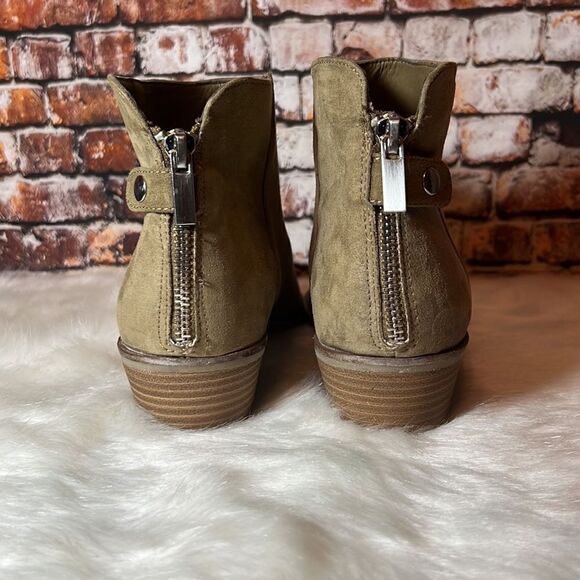 Dolce Vita Tan Ankle Boots - Picture 5 of 6